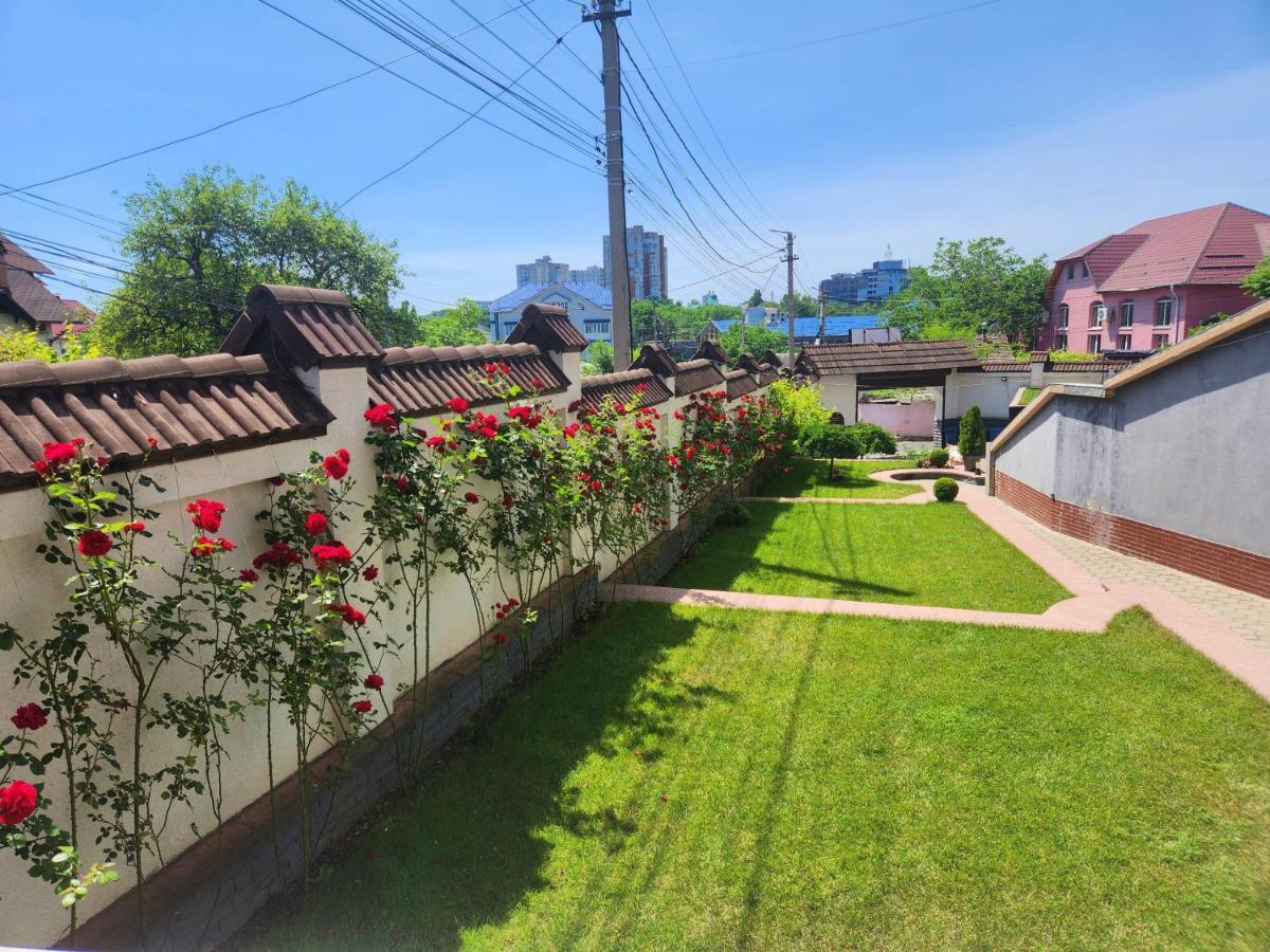 Shadow Boutique Hotel & Spa Кишинев Екстериор снимка